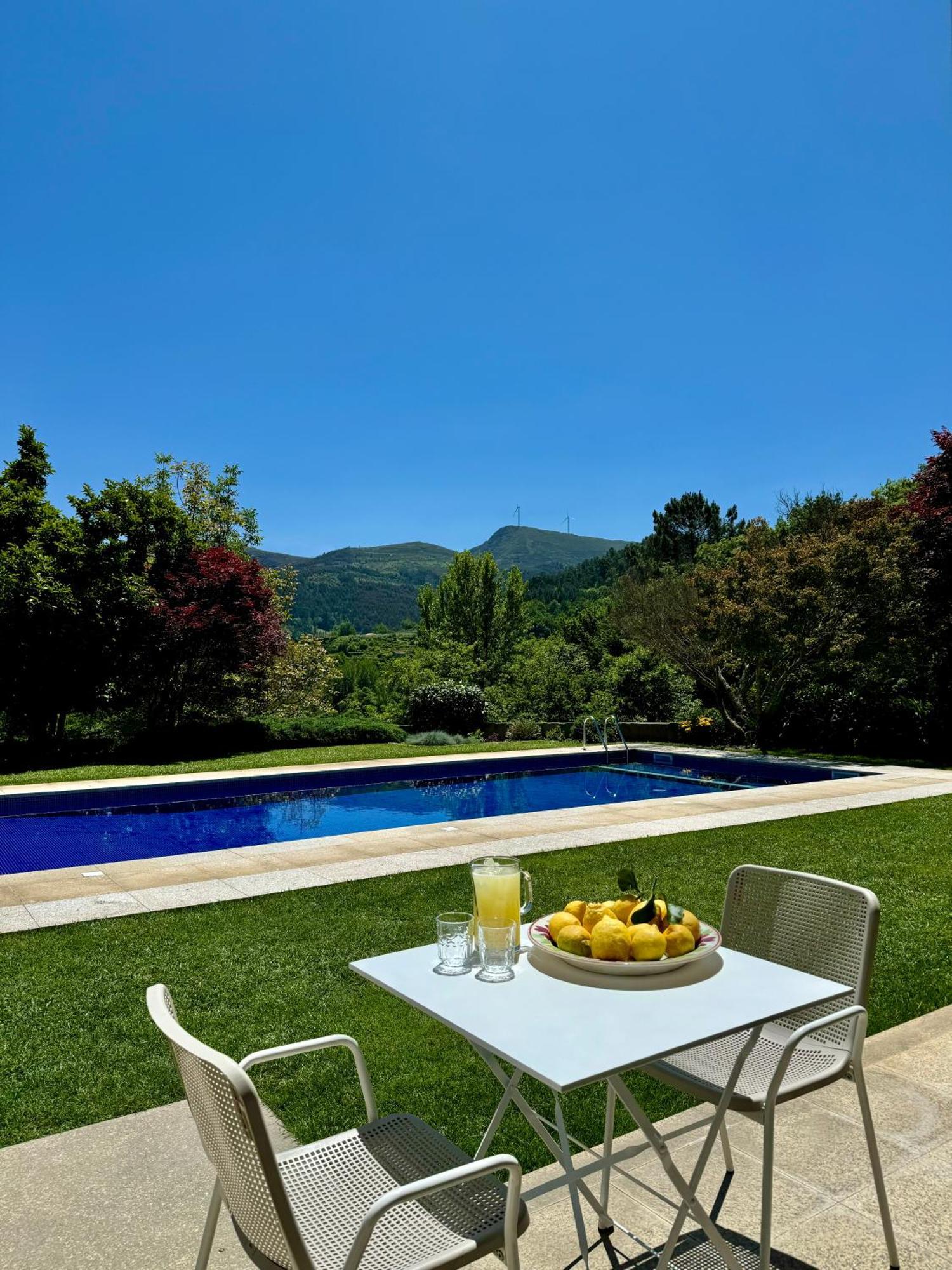 Quinta Trindade Bed & Breakfast อาโรว์กา ภายนอก รูปภาพ